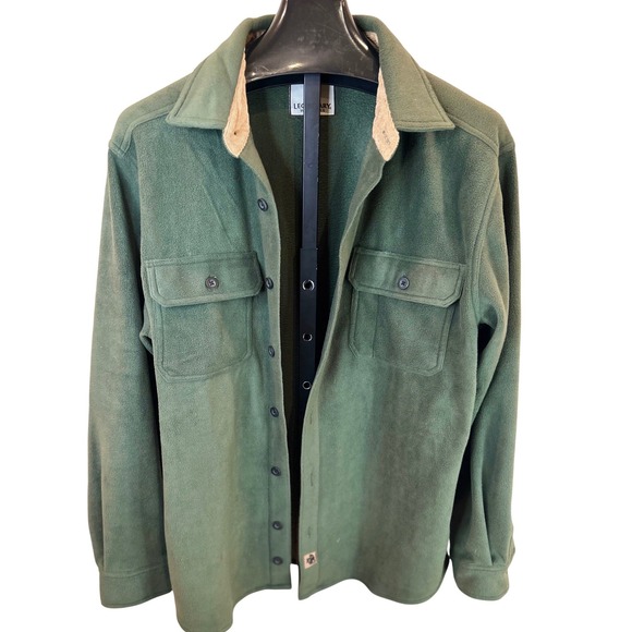 Legendary Whitetails Other - Legendary Whitetails Men's Fleece Shirt Jacket Green Button Up LG
